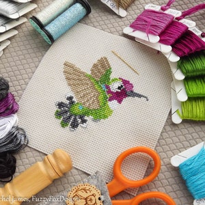 Anna&#39;s Hummingbird Cross Stitch Pattern PDF | Cute Hummingbird Cross Stitch | Cute Bird Counted Cross Stitch Chart | Instant Download