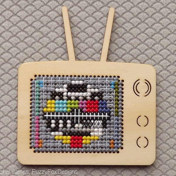 TV Test Card Cross Stitch Pattern PDF for Three Inch Television Blanks | Pattern for Toms New Old Things Wood Blanks