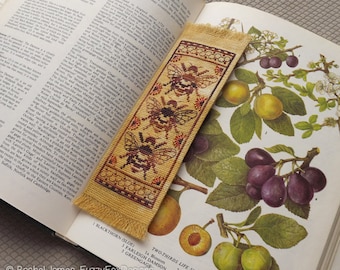 Variegated Bee Bookmark Cross Stitch Pattern PDF | Chart for Colour Variations, Coloris, ThreadworX, or Hand-Dyed Floss