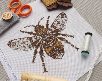 Variegated Bumble Bee Cross Stitch Pattern PDF | Chart for Colour Variations, Coloris, ThreadworX, or Hand-Dyed Floss