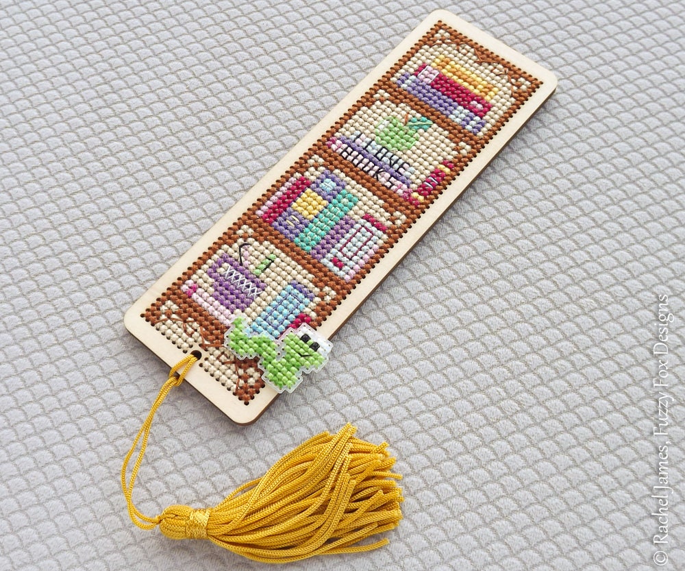 Bookshelf Bookmark Cross Stitch Pattern PDF | Pattern for Toms New Old ...