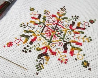 Variegated Snowflake Cross Stitch Pattern PDF | Chart for Colour Variations, Coloris, ThreadworX, or Hand-Dyed Floss