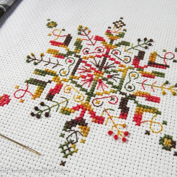 Variegated Snowflake Cross Stitch Pattern PDF | Chart for Colour Variations, Coloris, ThreadworX, or Hand-Dyed Floss