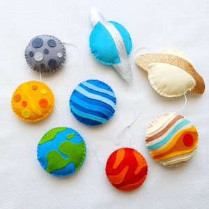 Solar system garland. Felt planets bunting. Space theme bedroom and nursery decor. Under the stars