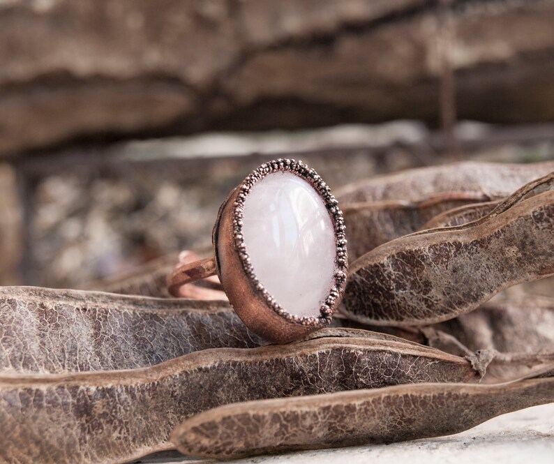 Birthstone Jewelry April Birthstone Rose Quartz Stone ring Copper jewelry 7th anniversary Quartz jewelry Rose ring Patina adjustable ring
