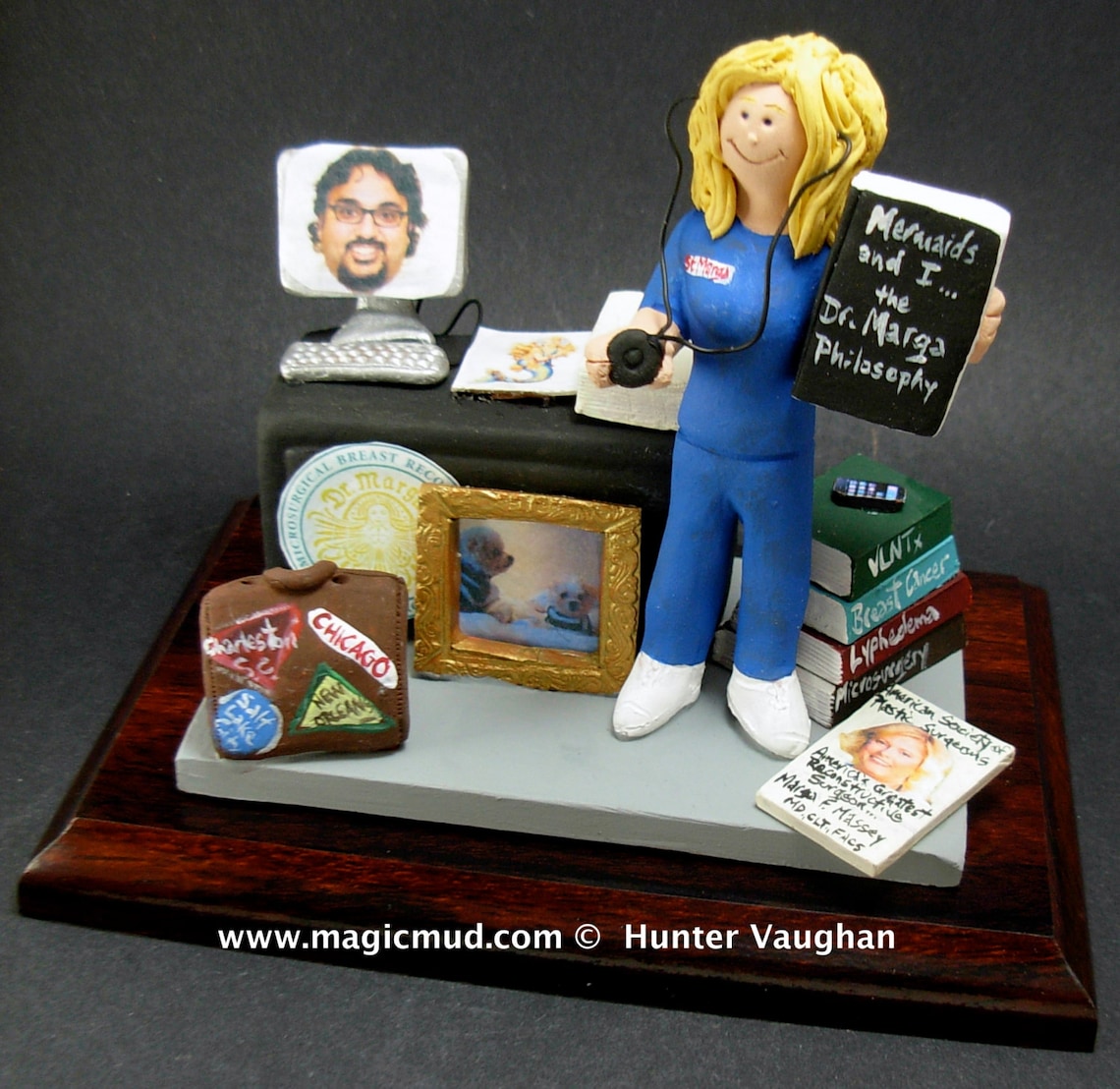 Family Doctor Figurine, Personalized Lady Doctor's Gift, Physician