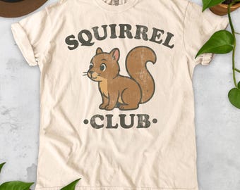 T-shirt Comfort Colors Squirrel Club, mignon et vintage, cadeau animalier pour les amoureux des écureuils, t-shirt graphique amusant sur la faune et la nature
