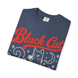 T-Shirt mit schwarzer Katze, Vintage-T-Shirt mit schwarzer Katze in bequemen Farben, Retro-T-Shirt mit Katzenmotiv, Geschenk für Katzenliebhaber, Cottagecore-T-Shirt Midnight