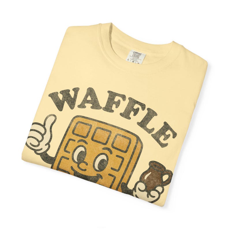 Comfort Colors® Waffle Club Shirt: Vintage Diner Maskottchen T-Shirt Retro Frühstück Cartoon Foodie Grafik Unisex Banana