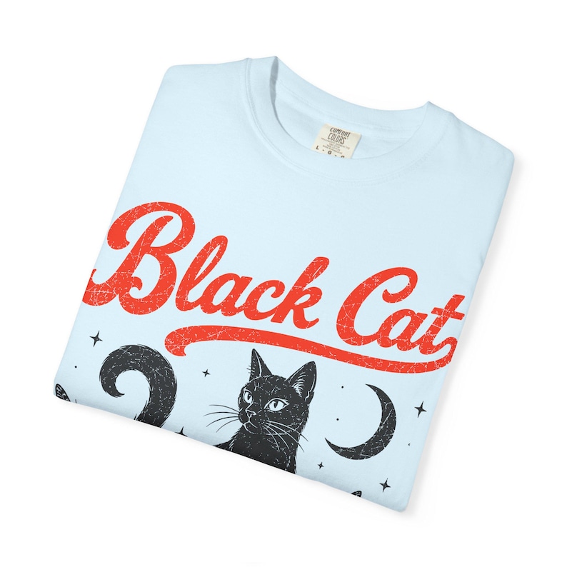 T-Shirt mit schwarzer Katze, Vintage-T-Shirt mit schwarzer Katze in bequemen Farben, Retro-T-Shirt mit Katzenmotiv, Geschenk für Katzenliebhaber, Cottagecore-T-Shirt Chambray