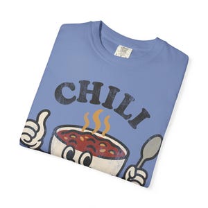 Comfort Colors Chili Club-shirt: Comfort Colors Foodie-T-shirt, Retro Soup Bowl-shirt, Funny Food Lover-T-shirt, Leuk Diner-T-shirt Washed Denim