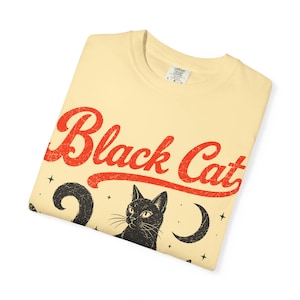 T-Shirt mit schwarzer Katze, Vintage-T-Shirt mit schwarzer Katze in bequemen Farben, Retro-T-Shirt mit Katzenmotiv, Geschenk für Katzenliebhaber, Cottagecore-T-Shirt Banana