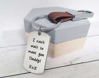 Dad To Be Personalised Keyring - Expectant Father Keyring - Gifts For New Dad - From the Bump Daddy Keychain Gift - Keepsake Daddy To Be