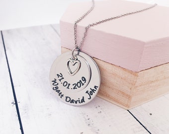 Newborn Mummy Necklace Gift Keepsake - Family Gifts for mom newborn -  Custom Jewelry Necklace for her - Personalised heart baby pendant