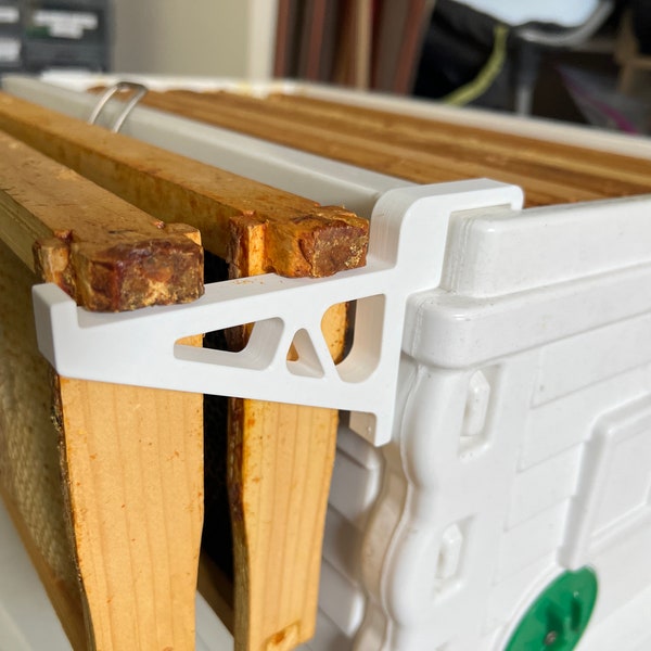 Frame holder for Apimaye hives