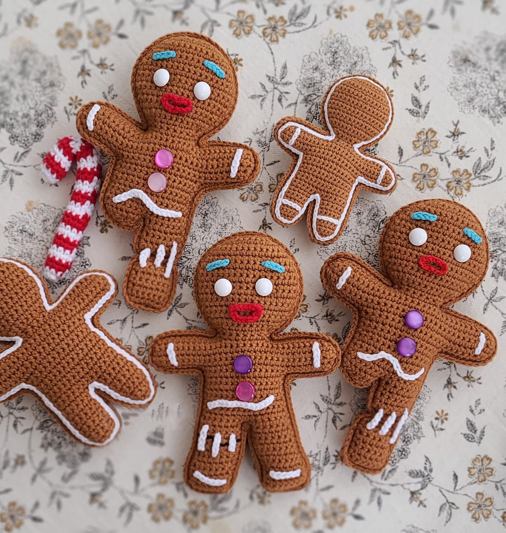 ジンジャーブレッドマンの編みぐるみパターン（PDF） - Etsy 日本