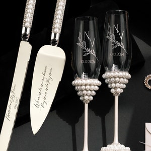 White Pearls wedding glasses for bride and groom cake cutting set, bridal shower gifts champagne flutes engraved cake server wedding gifts