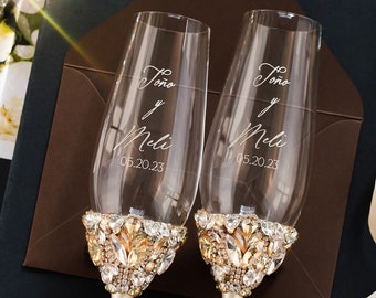 Gold Wedding toasting glasses for Bride and Groom, 35th Anniversary gift champagne flutes and cake cutter set Bridal shower gifts for bride