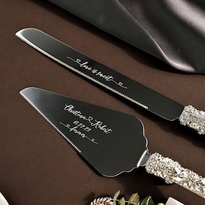 Personalized cake cutting set engraved Personalized wedding gift for bride Cake cutter set white anniversary wedding decorations Cake server