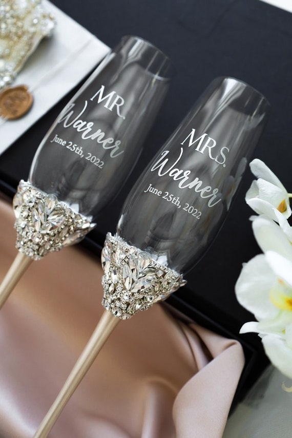 Personalized Wedding Champagne Flutes for Bride and Groom Etsy