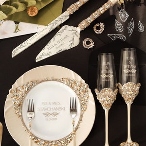Wedding gift for couple Ivory Gold champagne flutes and cake cutting set GOLD toasting glasses and cake set 50th Anniversary wedding gifts