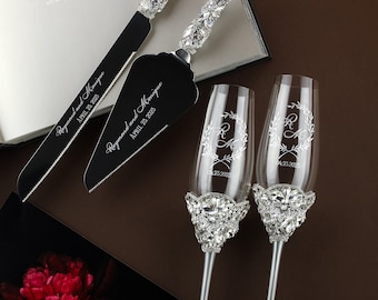 Personalisierte Hochzeitsgläser für Braut und Bräutigam, Jahrestagshochzeitsgeschenk für Paare Gravierte Toastgläser Mr. und Mrs. Crystal Champagner