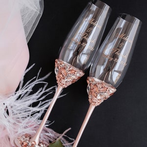 Wedding champagne flutes and cake cutting set, Bearer pillow gift for Bride, Bridal shower gift anniversary, toast glasses and cake cutter Rose gold