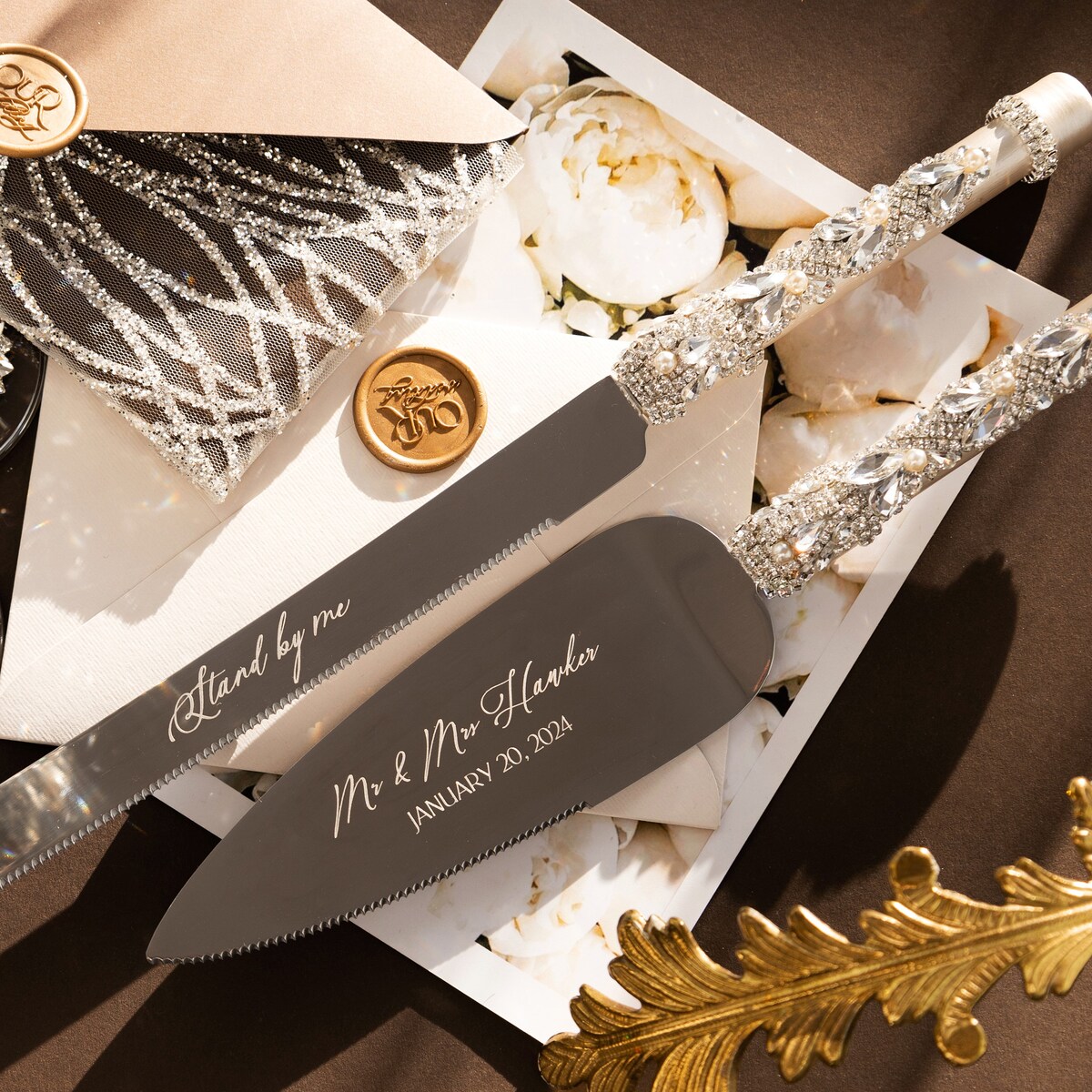 Personalized Wedding Gift for Couple Champagne Flutes