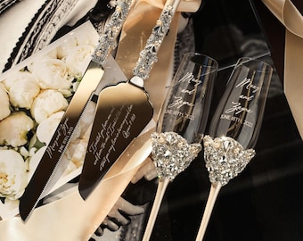 Personalized wedding gift for couple champagne flutes and cake cutting set Wedding toasting glasses and cake knife set 45th Anniversary gift