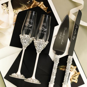 White wedding flutes for bride and groom Personalized wedding gifts for bride White toasting glasses and cake set Anniversary wedding gifts