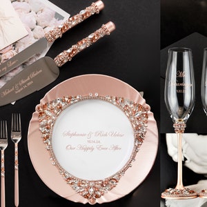 Rose gold Wedding toasting glasses for bride and groom cake cutting set Bridal shower gifts champagne flutes personalized cake cutter pink