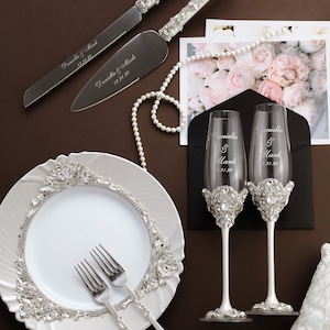 White wedding glasses for bride and groom Engraved Cake server set Plate and forks Personalized toasting flutes Cake cutter wedding gifts