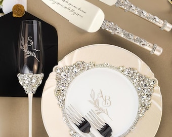 Personalized flute and cake set for Quinceañera toasting glass Sweet 16 Cake cutting set Quinceañera champagne flute engrave plate forks