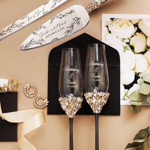 Personalized gifts Wedding glasses for Bride and Groom Cake Server Set Wedding plate forks Gold 50th Anniversary champagne flutes engraved Black & Gold