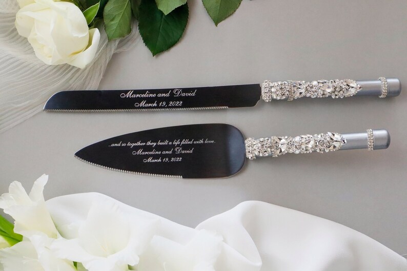 Personalized Wedding Cake Cutting Set in GIFT BOX silver Wedding Cake Knife Wedding Cutter Set silver Wedding Cake Server cutter silver