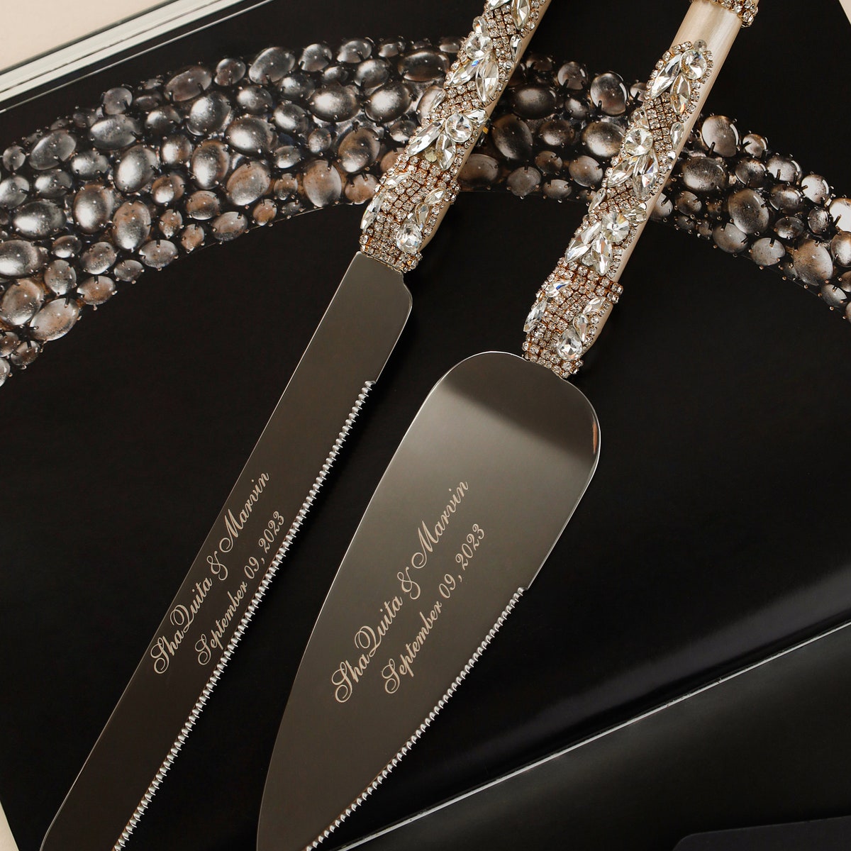 Bride and Groom Cake Server Set With Custom Engraving Wedding Shower Keepsake Elegant Engraved Cake Knife and Server Wedding Couple Gifts - Etsy
