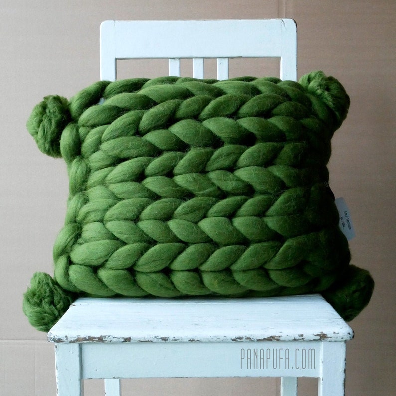 POMPOM Chunky knit cushion knit pillow chunky yarn pillow Etsy