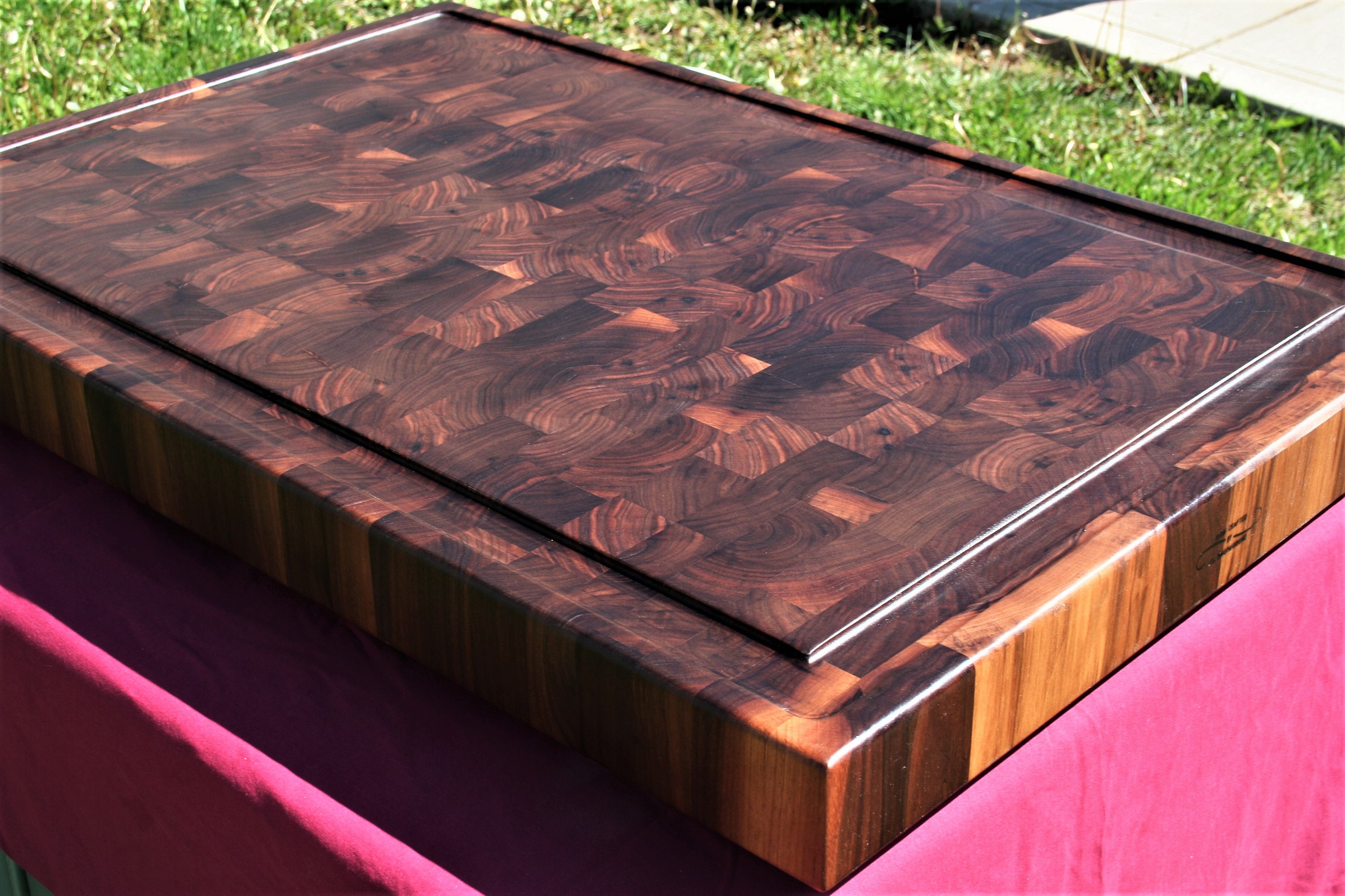 Large Wood Cutting Board  Walnut End Grain Cutting Board – Pit
