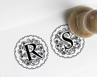 Custom Initials Gifts for Couple, 2 Floral Letters, Alphabet Rubber Stamps, Elegant Handmade Valentine's Day Gifts in Special Boxes