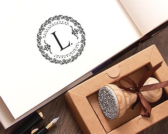 Letter L Rubber Stamp, Monogram Name Initial L, Alphabet Letter L, Round Wooden Stamp, Handmade Presents, Unique Crafted Gift Box