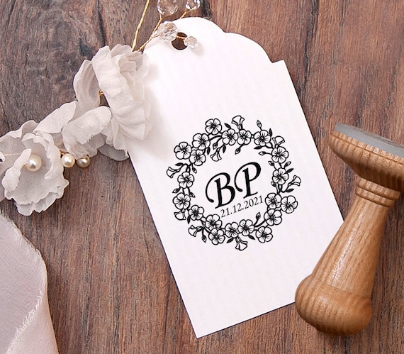 Wedding Stamp, Wedding Initial Wreath, Save the Date Monogram, Family Stamp, Unique Kraft Gift Box