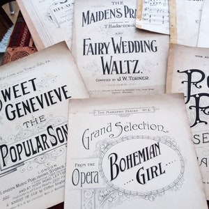 Sheet music, 11 x music magazine with music and songs, from the 1920s to 1940s. Classic music hall melodies,  vintage music magazines.