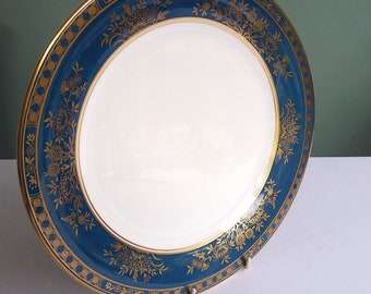 Royal Doulton Earlswood dinerbord, 22,5 cm blauw en goud gedecoreerd wit porselein.