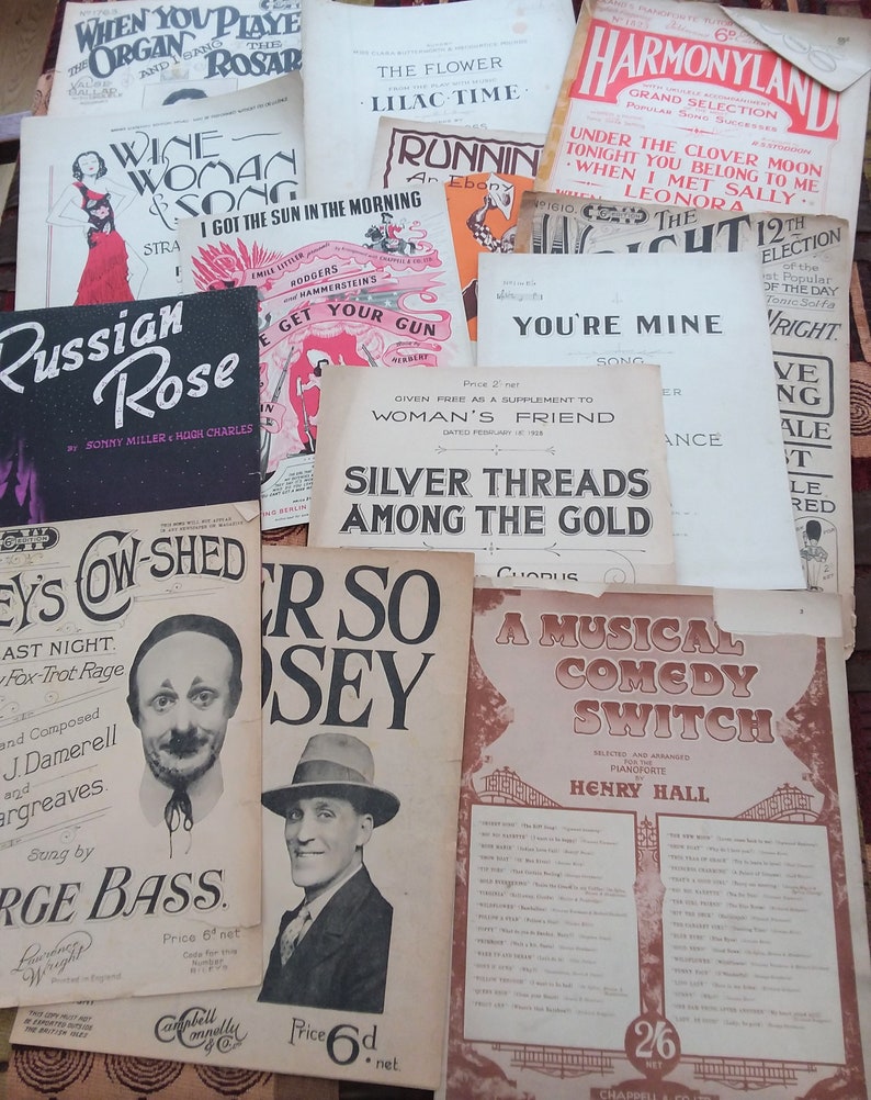 Sheet Music and song, 13 x vintage music magazines, scores and songs from the 1920s to 1940s. image 6