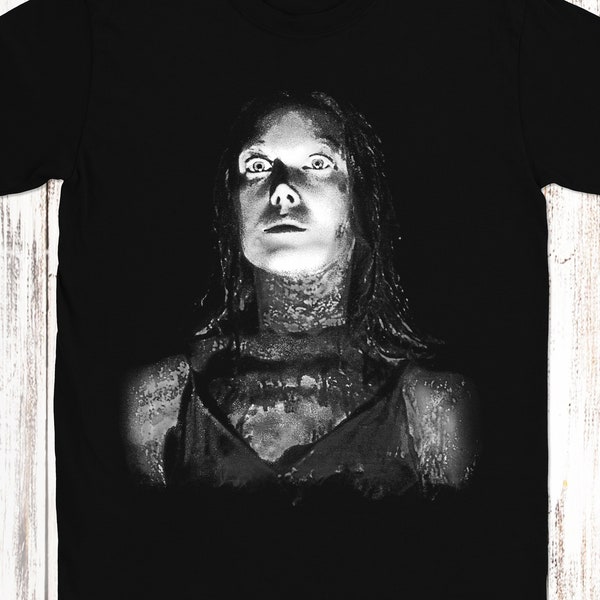Carrie 70s Cult Classic Horror T-Shirt Scary Film by Stephen King