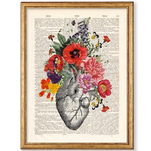 Anatomisches Herz mit Blumen, Kunstdruck anatomisches Herz, Druck auf alter Buchseite, Valentinstag Geschenk