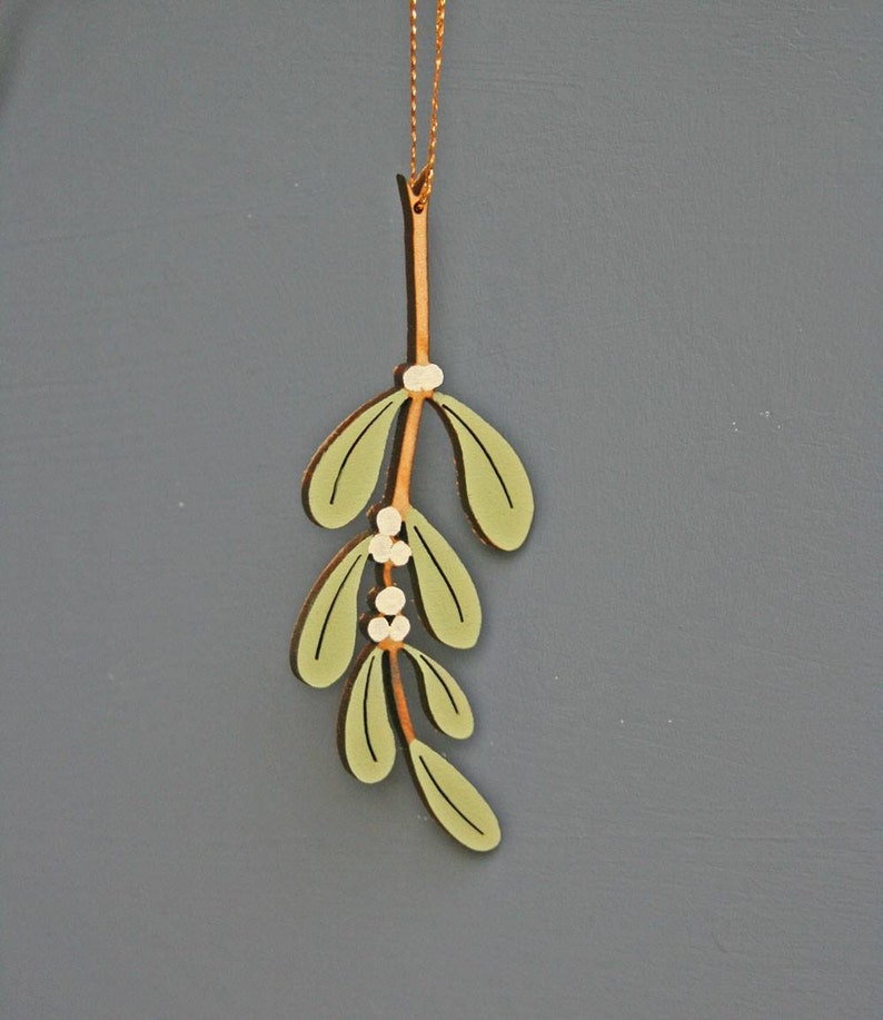 Mistletoe Hanging Decoration - Etsy