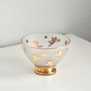 Vintage Teleflora Golden Cupid Hearts Frosted Glass Bowl