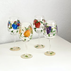 Fruit Base Wine Glass - Glass - Cute Look - Pear - Apple - ApolloBox