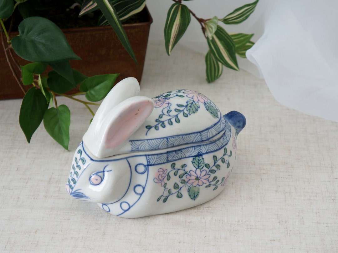 Vintage Chinese Pink Flower Floral Blue & White Porcelain Rabbit Shaped ...